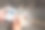 男子使用移动支付在线购物移动银行互联网全球营销图片下载