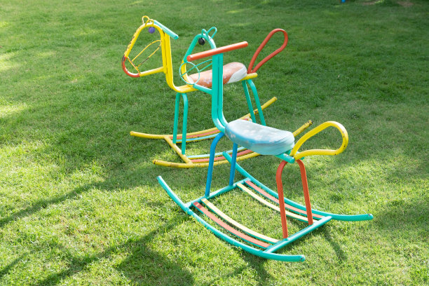 儿童游乐场的玩具图片下载