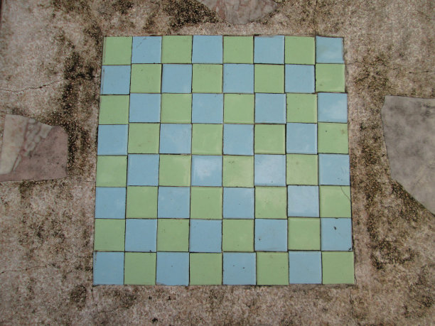 图案在石桌上图片下载