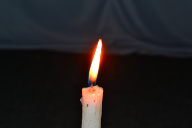 明亮的烛光2图片下载