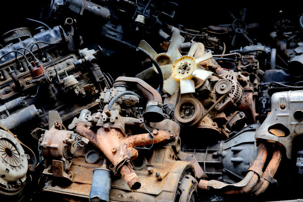 汽车的旧零件图片下载
