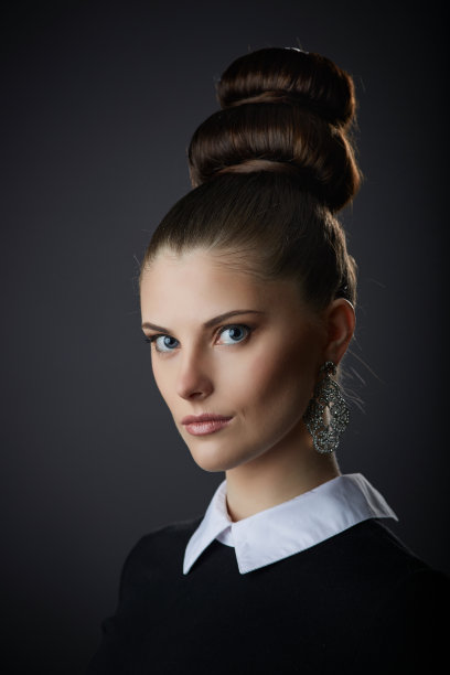 复古的女性肖像图片下载