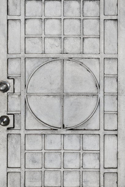 肮脏的金属门，曼谷，泰国图片下载