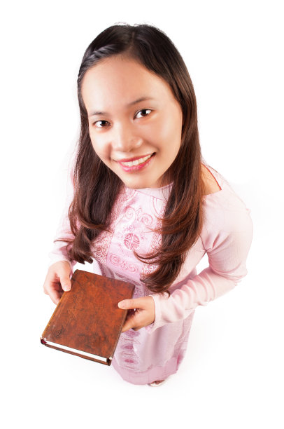 年轻美丽的越南女孩图片下载