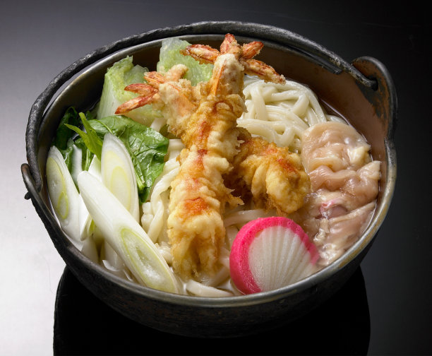 日本料理，乌冬面虾天妇罗图片下载
