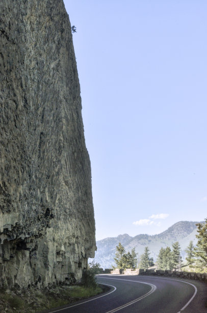 黄石河附近的悬崖。图片下载