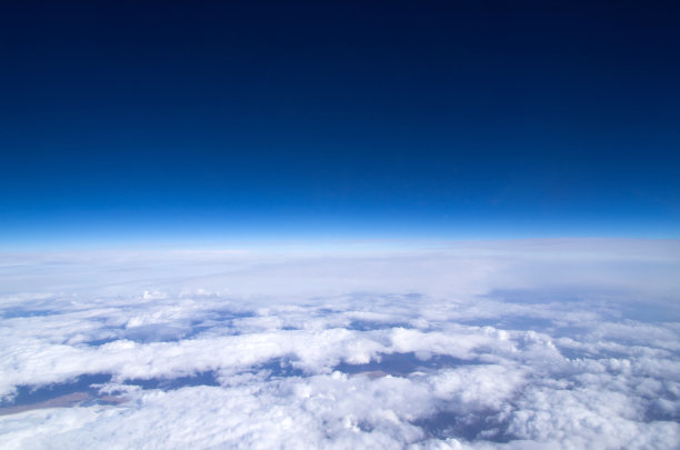 空中的天空图片下载