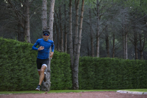 跑步者图片下载