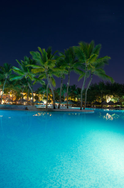 游泳池图片下载