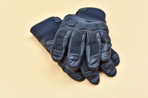 黑色皮手套图片下载