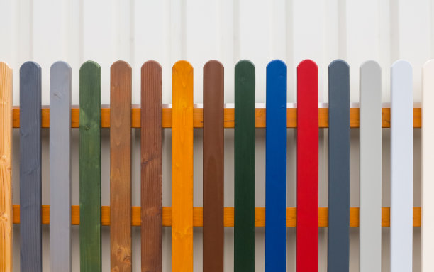 色彩斑斓的栅栏图片下载