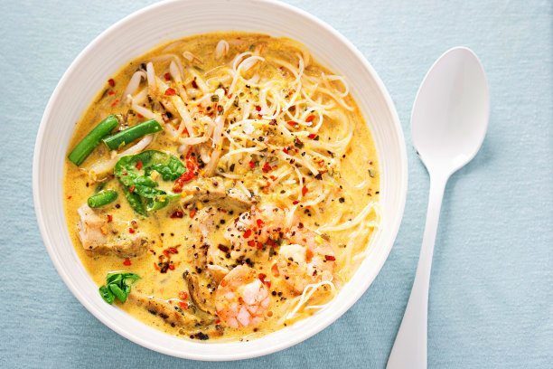 烤鸡和王虾叻沙图片下载