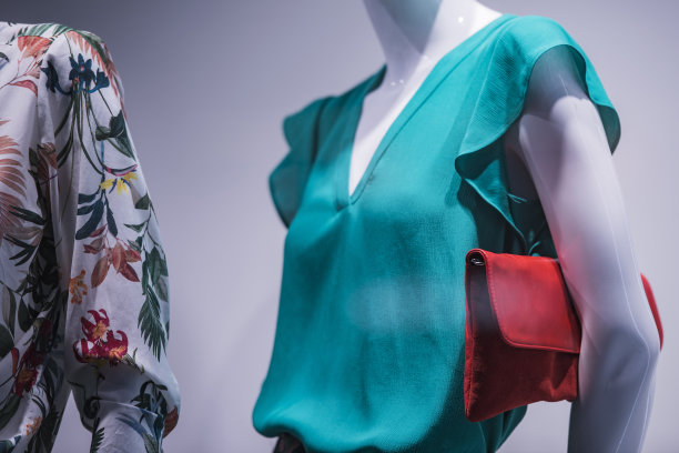 巴黎一家商店展示的人体模型。图片下载