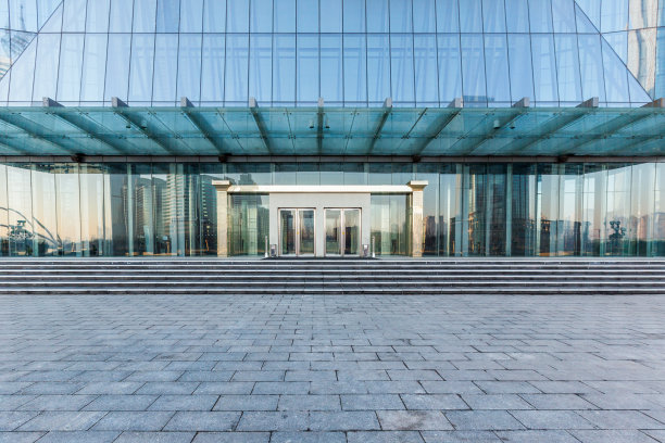 空荡荡的城市广场图片下载