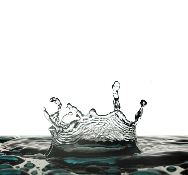 水花孤立在白色背景概念图片下载