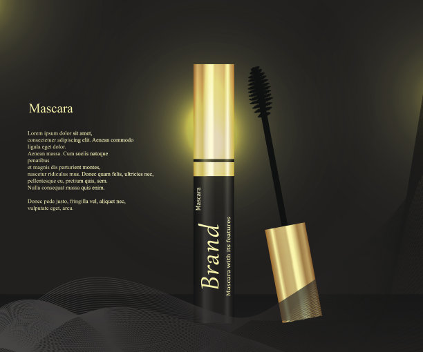 用刷子在近处刷上睫毛膏图片下载