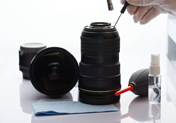 专业的维修光学服务图片下载