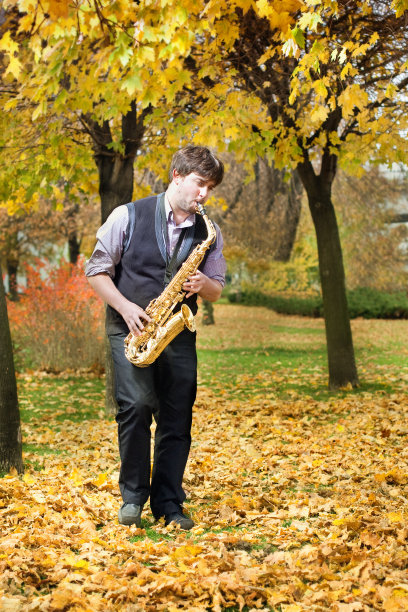 萨克斯手图片下载