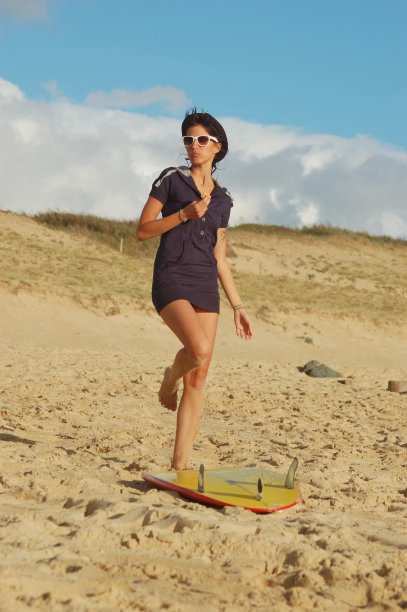 海滩上的零食图片下载