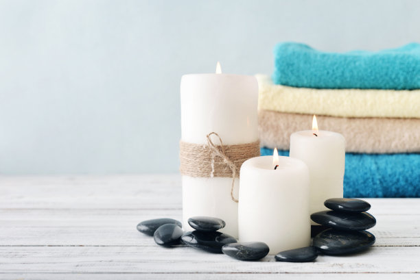 蜡烛和毛巾图片下载