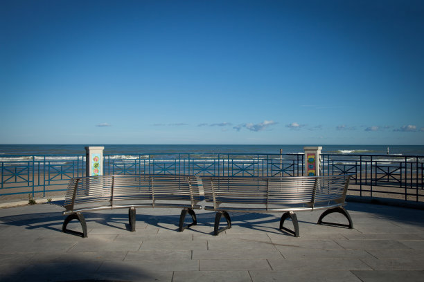 海景长椅图片下载