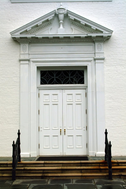教堂的门图片下载
