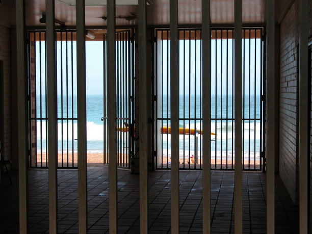 海滩在监狱图片下载