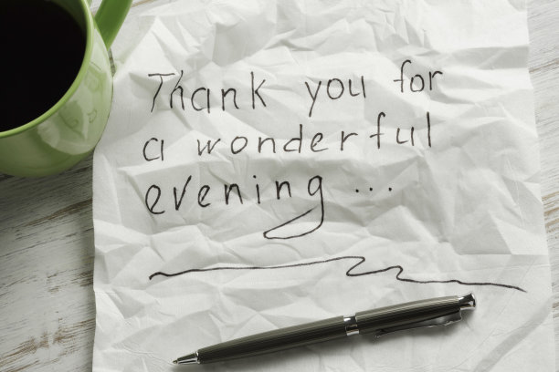 写在餐巾上的信息图片下载