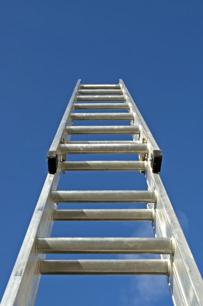 爬上公司的阶梯图片下载