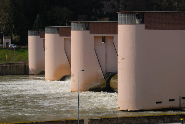 鲍沃克在罗莎图片下载