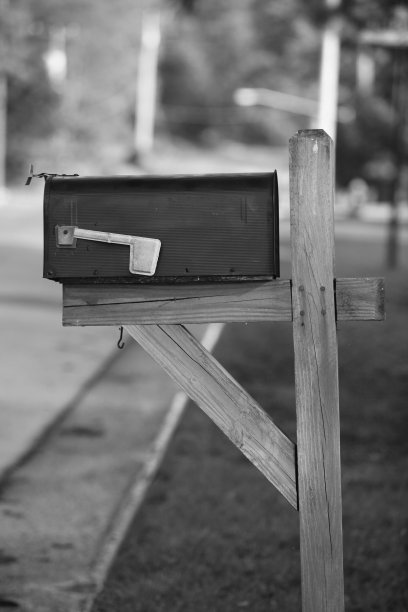 邮箱黑白图像，灯光柔和图片下载