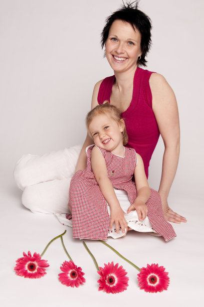 母亲和女儿图片下载