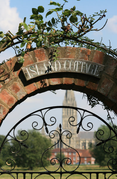 小屋入口图片下载