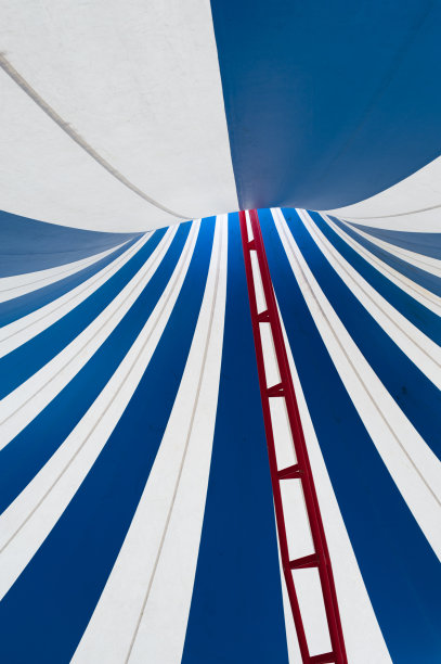 马戏团的帐篷图片下载