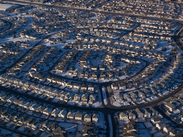 郊区冬季鸟瞰图图片下载