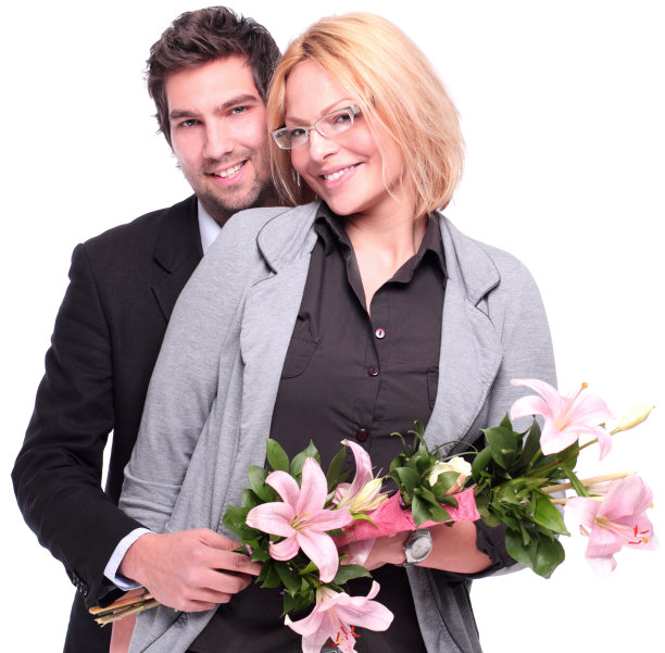 一对白底鲜花的幸福夫妇图片下载