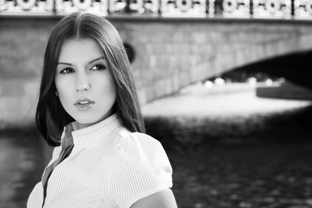 漂亮的女人图片下载