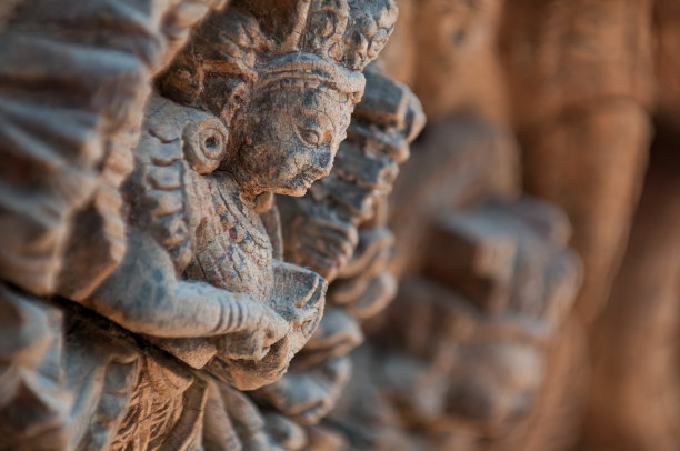 古老的雕像图片下载