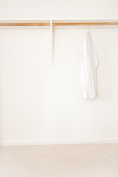 我没衣服穿图片下载