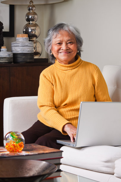 亚洲年长图片下载