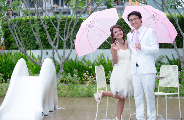 新娘和新郎图片下载