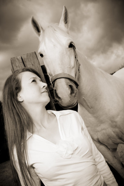 做梦的女人图片下载