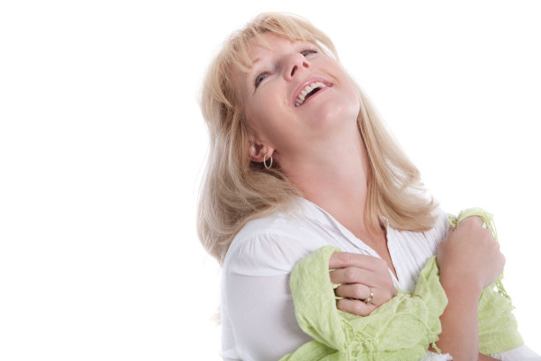 女人笑了图片下载