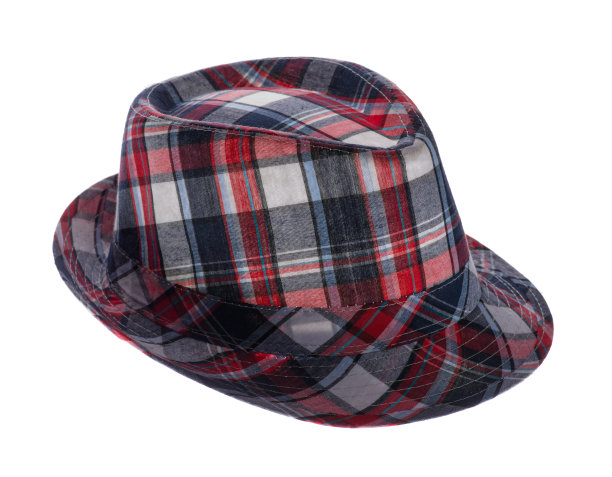 帽子与田野在孤立的白色图片下载