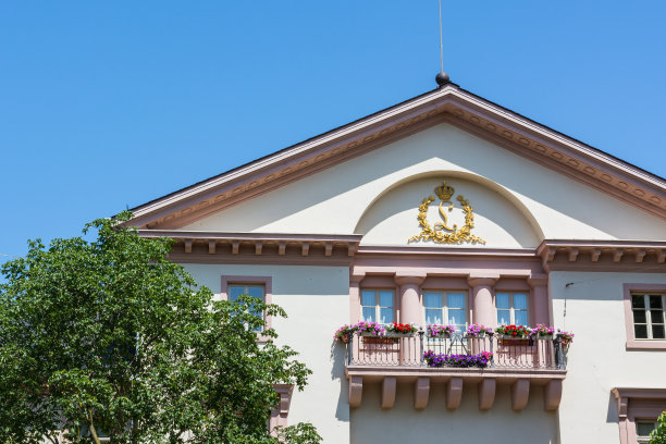 卡尔斯鲁厄蒙斯塔特硬币工厂设施入口正面建筑城市图片下载