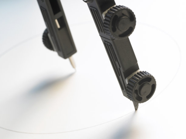 画罗盘特写图片下载