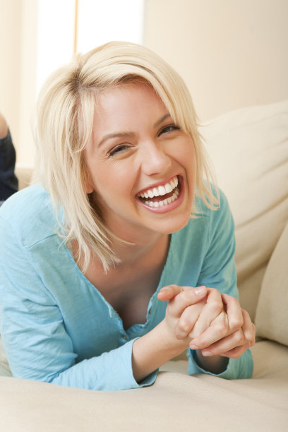 快乐的女人图片下载