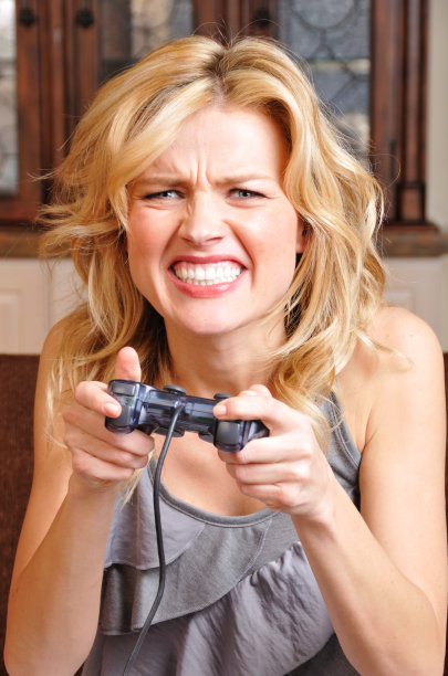 沮丧的电子游戏玩家图片下载