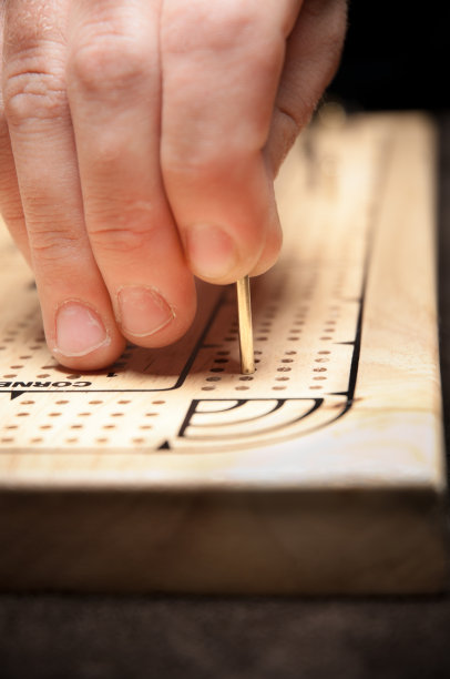 玩纸牌玩法图片下载