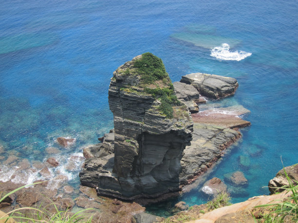 沖縄与那国島の立神岩图片下载